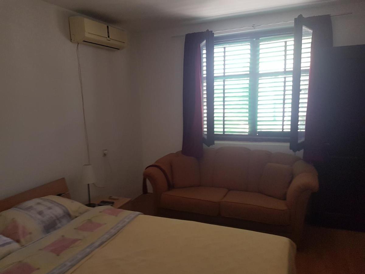 Przic House Negotin Exterior foto